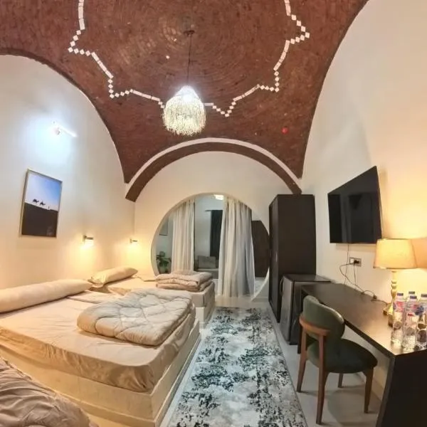 Rahala Safari Hotel, hotel sa Qasr Al Farafirah