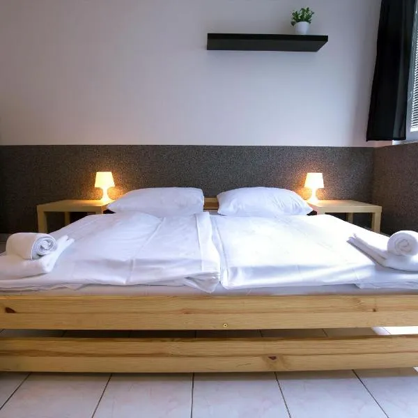 Hostel Seven, hotel v Praze