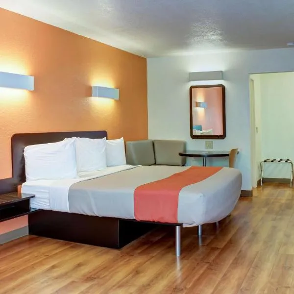 Motel 6-Bishop, CA, hôtel à Bishop