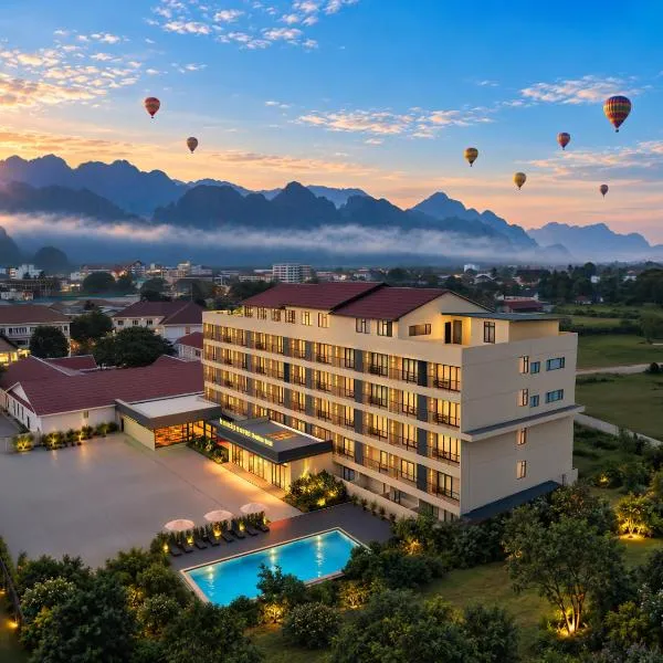 Vangvieng THAVIKUN HOTEL, hotel i Vang Vieng