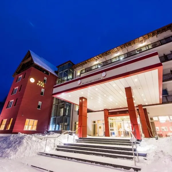 Hotel TTS**** Spa&Wellness Covasna, hotel in Covasna