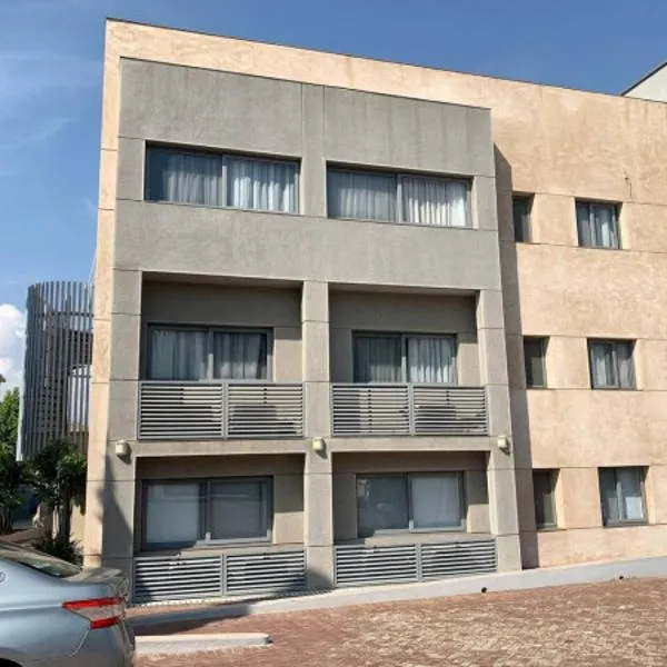 ASF Properties, Airport Residential Area, viešbutis Akroje