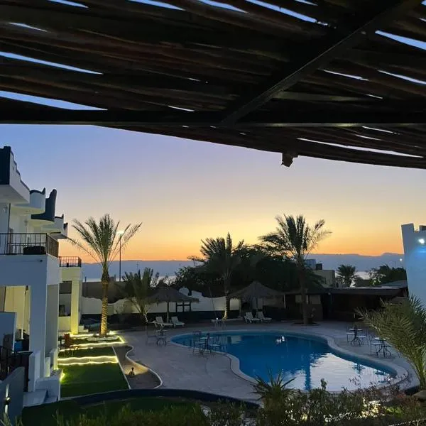 alqamar village, Hotel in Akaba