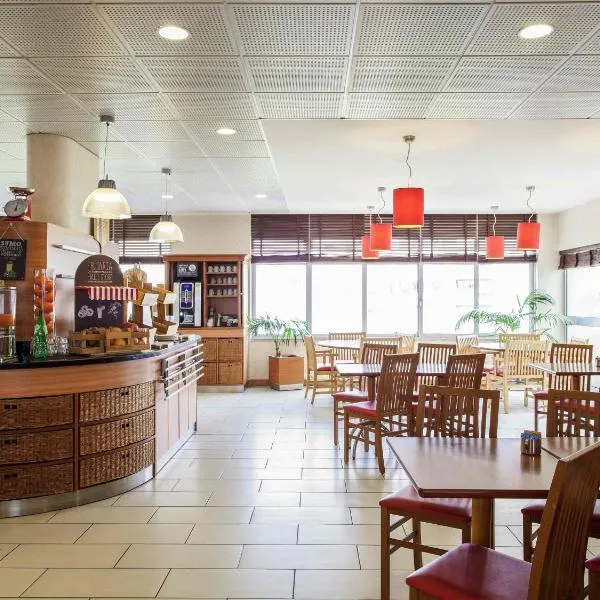 Hotel ibis Lisboa Jose Malhoa, hotel di Lisbon