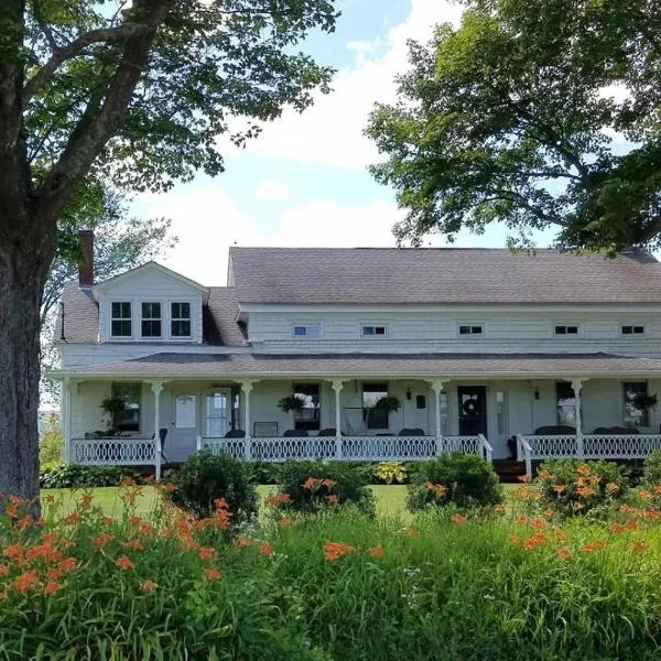 Hoppy Hill Farm House, hotel i Dover Plains