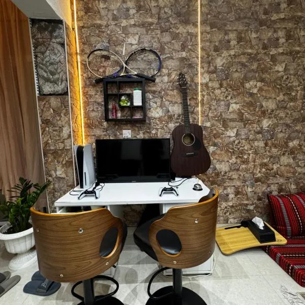 Dar Shaden hostel, hotel em Mascate