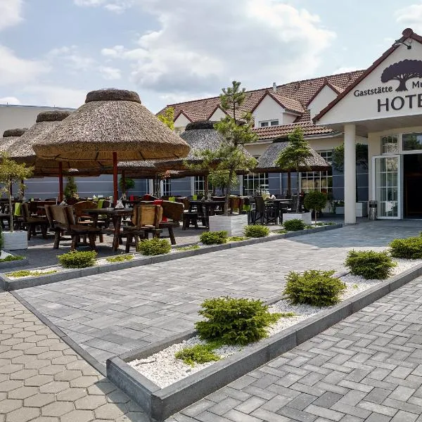 Hotel Mużakowski، فندق في وينكنيتسا