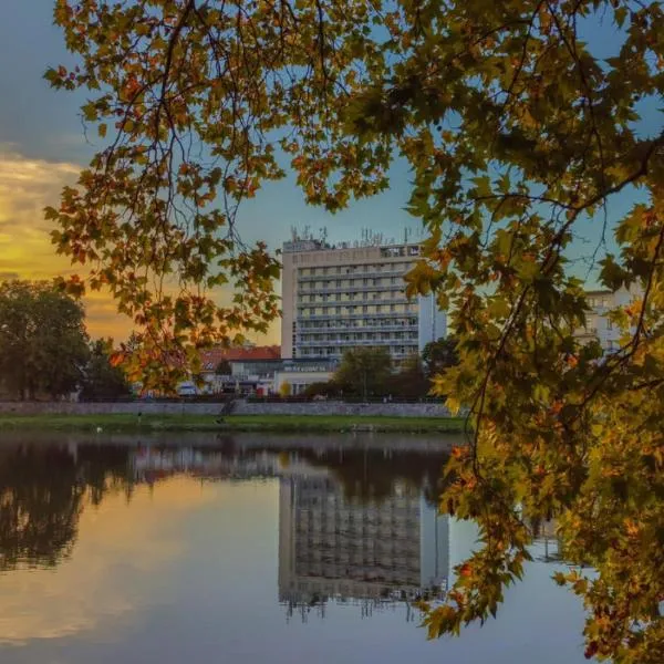 Hotel Magnólia, hotel em Piešťany