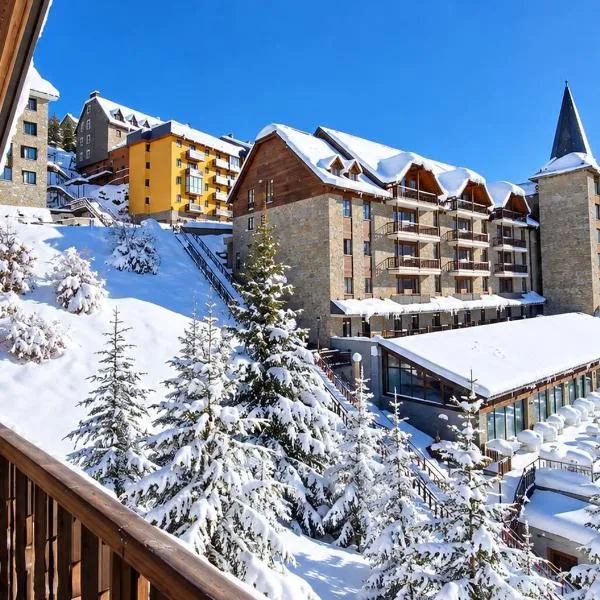 SNÖ Aragon Hills, hotel en Formigal