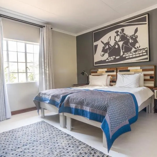 Gondwana Damara Mopane Lodge, hotel in Mopane Pos