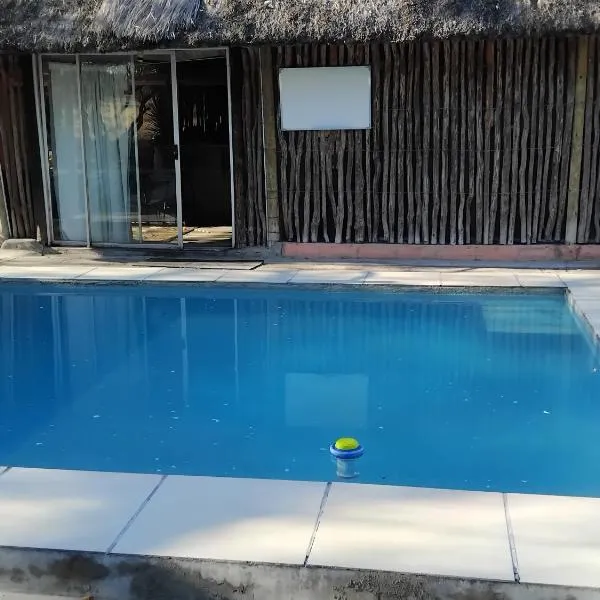 Paradise Camp Rooms, hotelli kohteessa Groutfontein