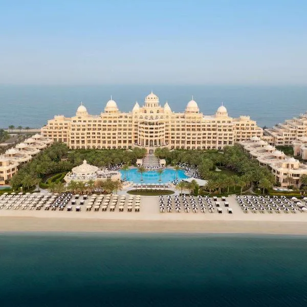 Raffles The Palm, hotel i Dubai