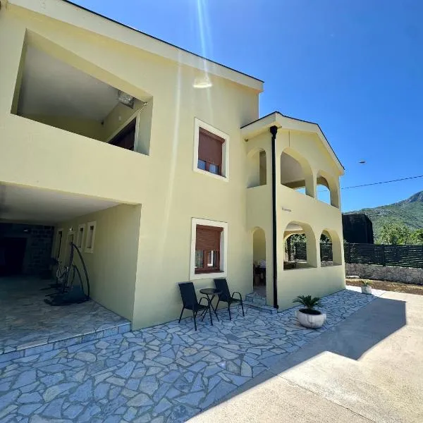 Villa Piste - Skadar Lake, viešbutis mieste Virpazaras