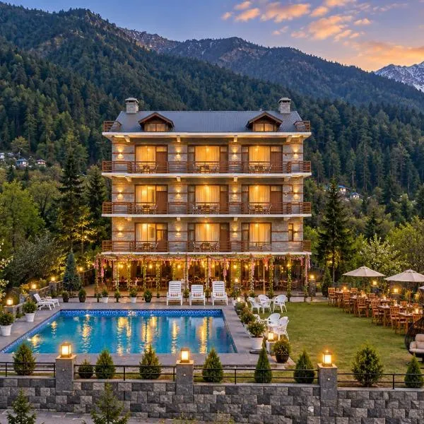Snow Apple Resort By West Western - A Luxury Mountain Retreat #Centrally Heated & Air Cooled #Swimming Pool, ξενοδοχείο σε Manāli