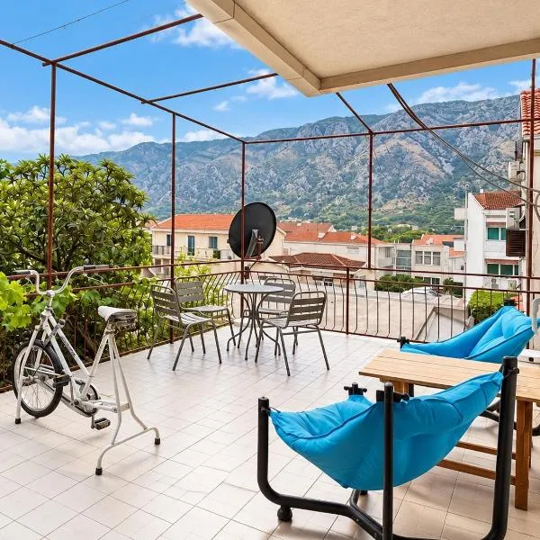 Golden Bay Apartment, hôtel à Kotor