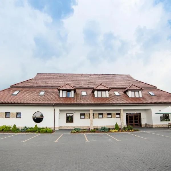 Gościniec Nad Gopłem, khách sạn ở Grodztwo