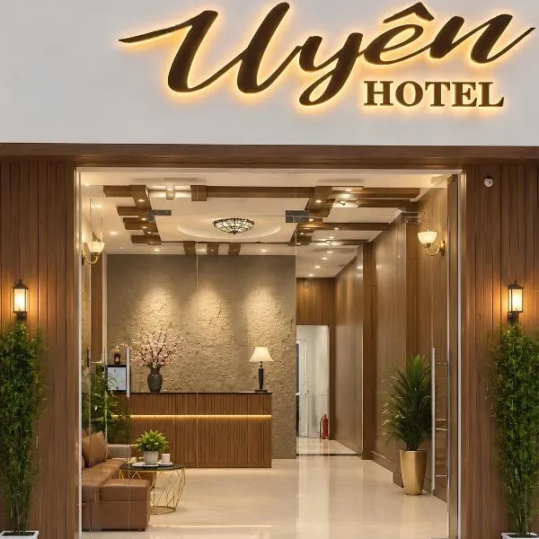 Uyên Riverside Hotel Bạc Liêu, hotel v destinácii Bạc Liêu