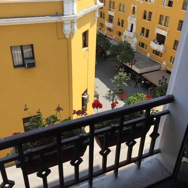 Best place in Plaza Mayor Lima, Pizarro building, hotel a Lima