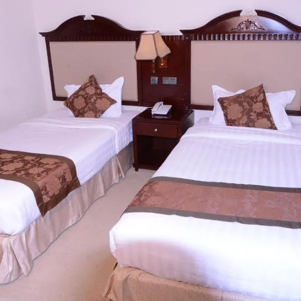 Debredamo Hotel, hotel ad Addis Abeba