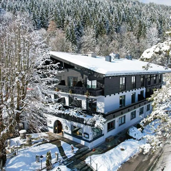 Maishofen में, होटल Hotel Bad Neunbrunnen am Waldsee - non Halal