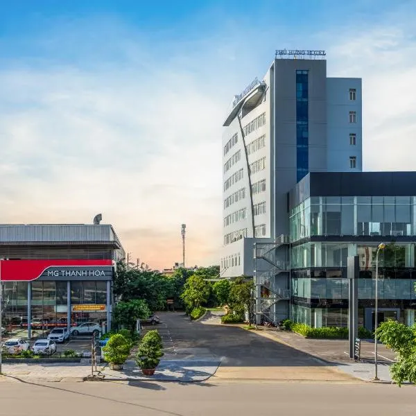 Central Phú Hưng Hotel، فندق في Thanh Hóa