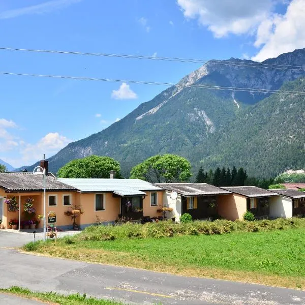 Bungalow Pipp, hotel v destinaci Passriach