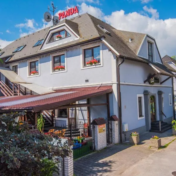 Penzion Panda, hotel in Turčianske Teplice