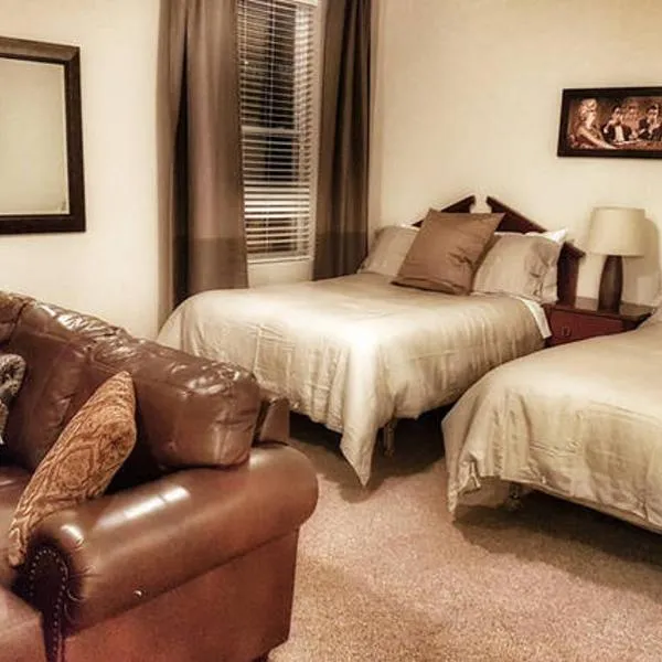 Cozy Little Apartment #11 by Amazing Property Rentals, hotel in Gatineau