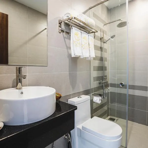 City Center Rosa Hotel, hotelli Duong Dongissa