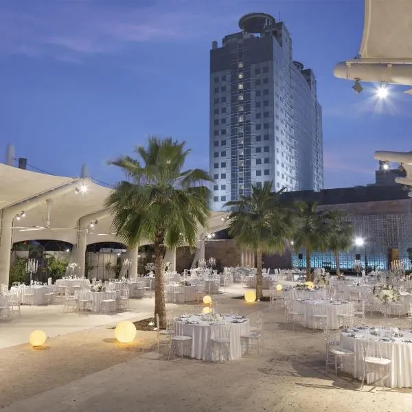 Adana HiltonSA Hotel, hotel em Adana
