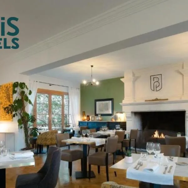 Monteux में, होटल Logis Hotel Le Blason de Provence