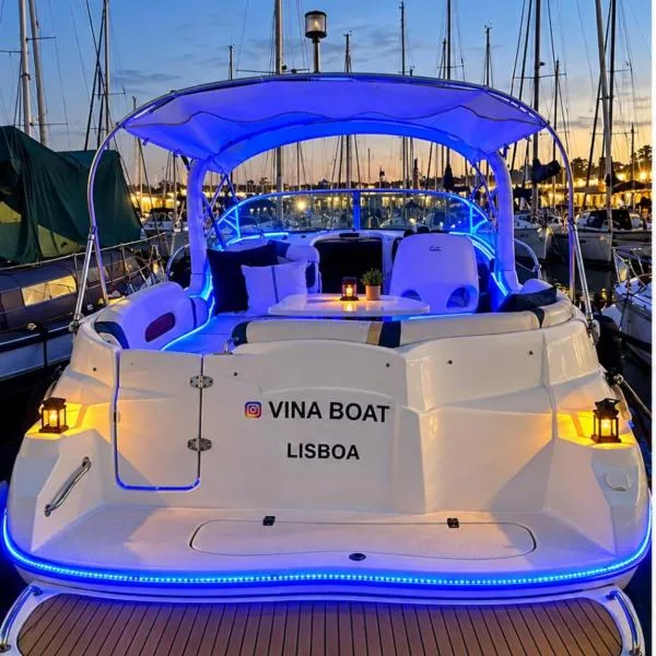 VINA BOAT - Unique Stay in Lisbon Marina โรงแรมในลิสบอน