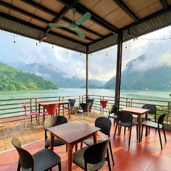 Bắc Kạn में, होटल Nhà Nghỉ Sơn Lâm Homestay