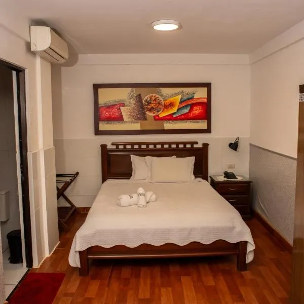 Buen Retiro Apart Hotel, hotel i Santa Cruz de la Sierra