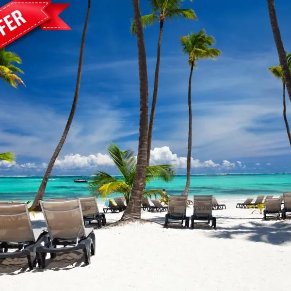 STUDIOS and SUITES TROPICANA HOTEL playa LOS CORALES、プンタ・カナのホテル