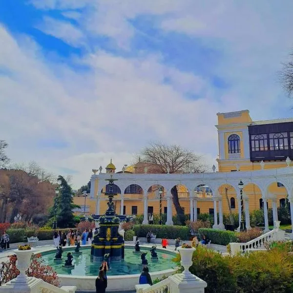Icherisheher Hostel, hotel in Baku