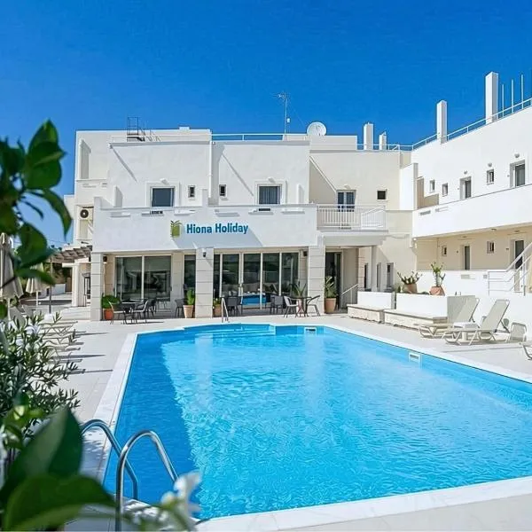 Hiona Holiday Hotel, hotel di Palekastron