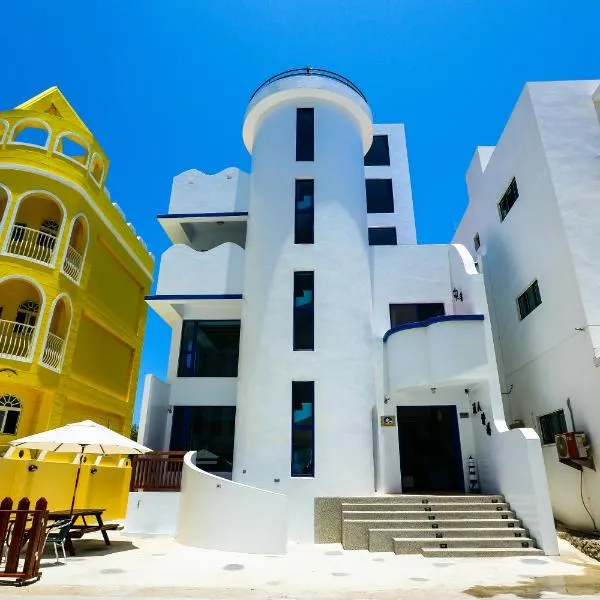 Travel Light House, hotel in Magong