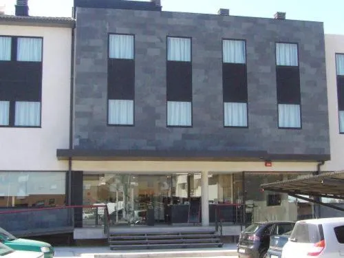 Hotel Alfinden, hotel em Puebla de Alfindén