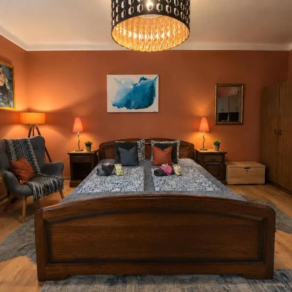Central Studio Apartment, Hotel in Székesfehérvár