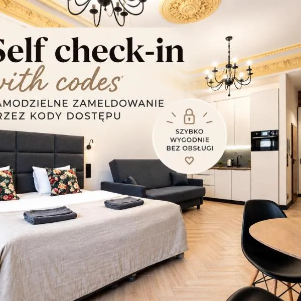 Pod Błękitnymi Podkowami, hotel i Wrocław