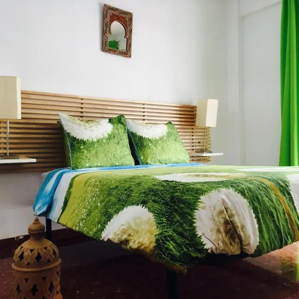 Axarquia Apartments, hotel in Nerja