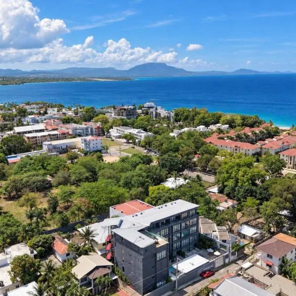 Rizz Suites by Instyle near Sosua Beach with Pool & 24h GYM, hotel en Sosúa