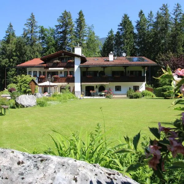 Alpenchalet Zum Jeremia, hotel v destinaci Grainau