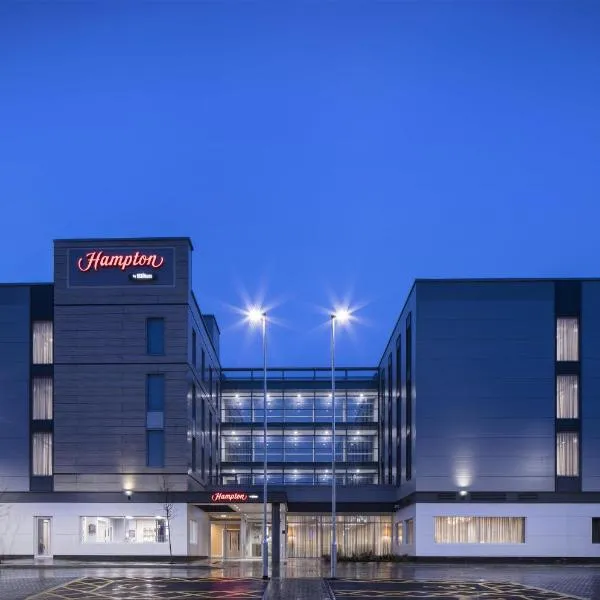 Hampton By Hilton Bristol Airport, hotel a Redhill