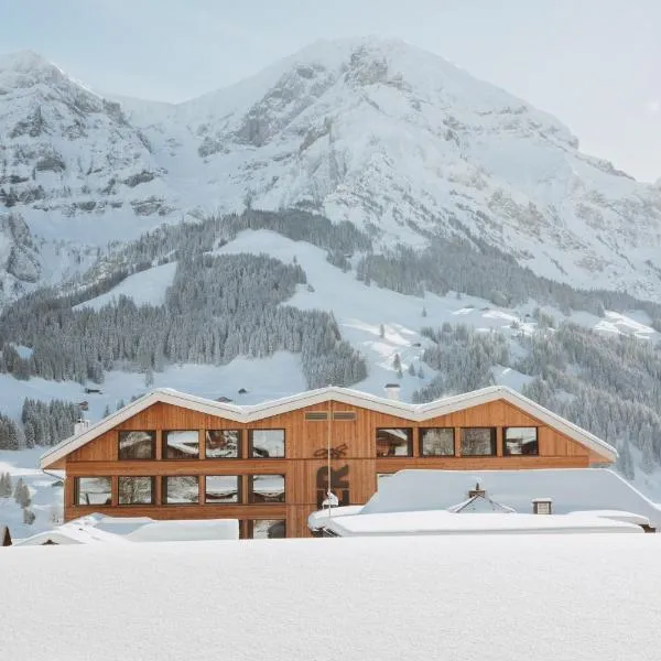 Revier Mountain Lodge Adelboden, ξενοδοχείο στο Αντελμπόντεν
