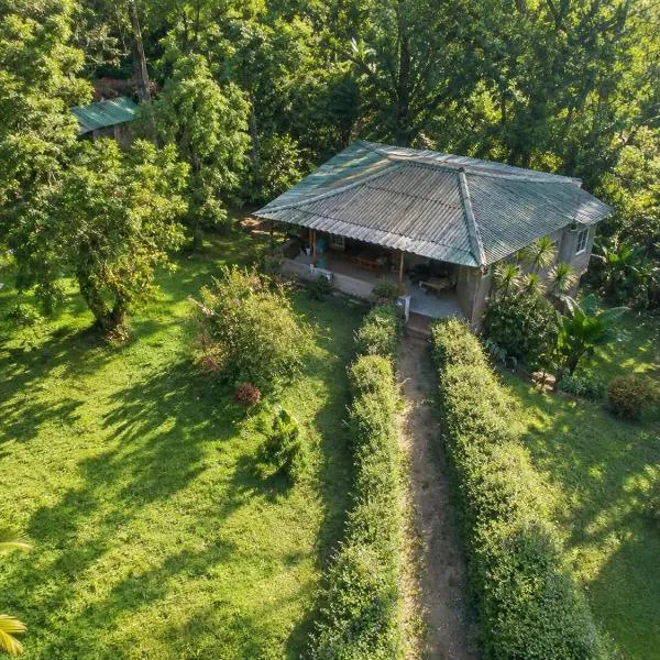 Cerroazulfarmlodge โรงแรมในแซร์โรอาซูล
