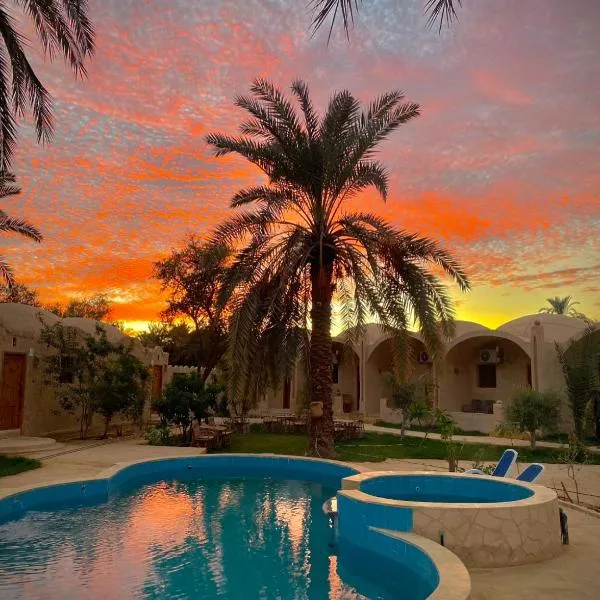 Siwa Palace Lodge, хотел в Сива