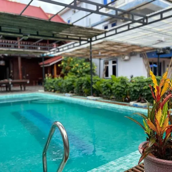Kampot Breeze HomeStay & Villa, hotelli kohteessa Kampot