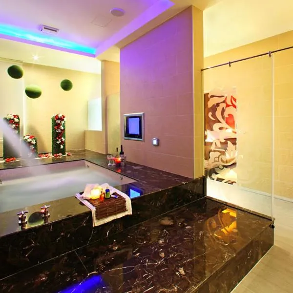 Le chateau Motel、竹山鎮のホテル